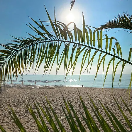 Grifid Moko Отель