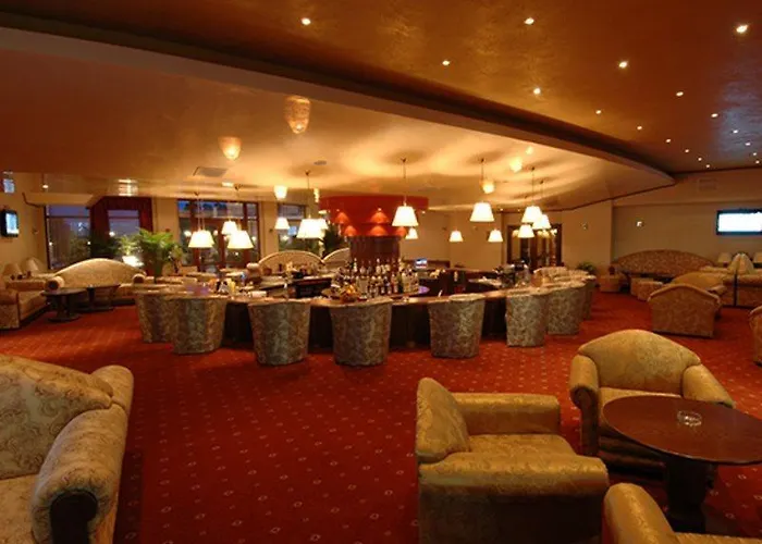 Grifid Moko 3* Goudstrand