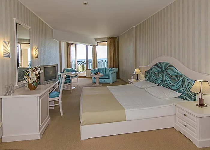 Grifid Moko Golden Sands